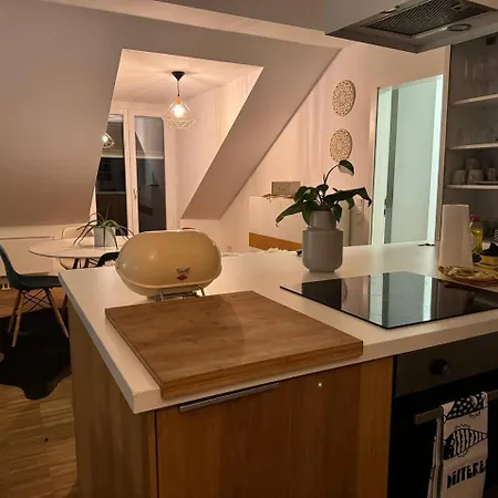 Appartement 2-zi Dg Direkt An Der U3 *